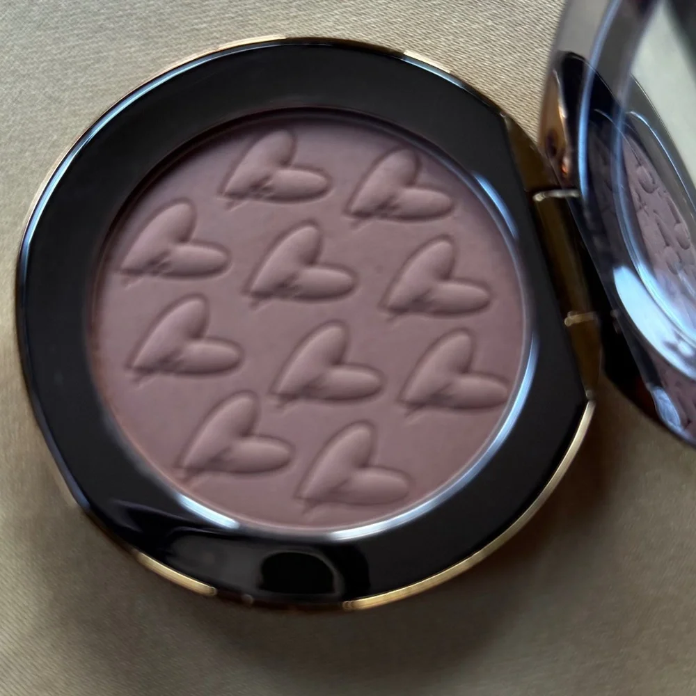 Westman Atelier Beauty Butter Powder Bronzer in Soleil Rich